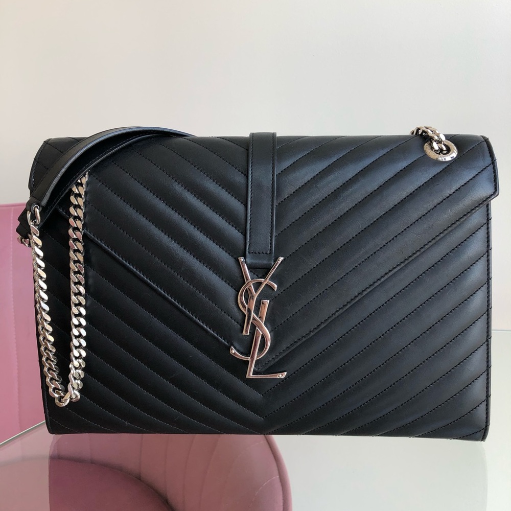 SAINT LAURENT LARGE SMOOTH CALFSKIN LEATHER BAG🎁